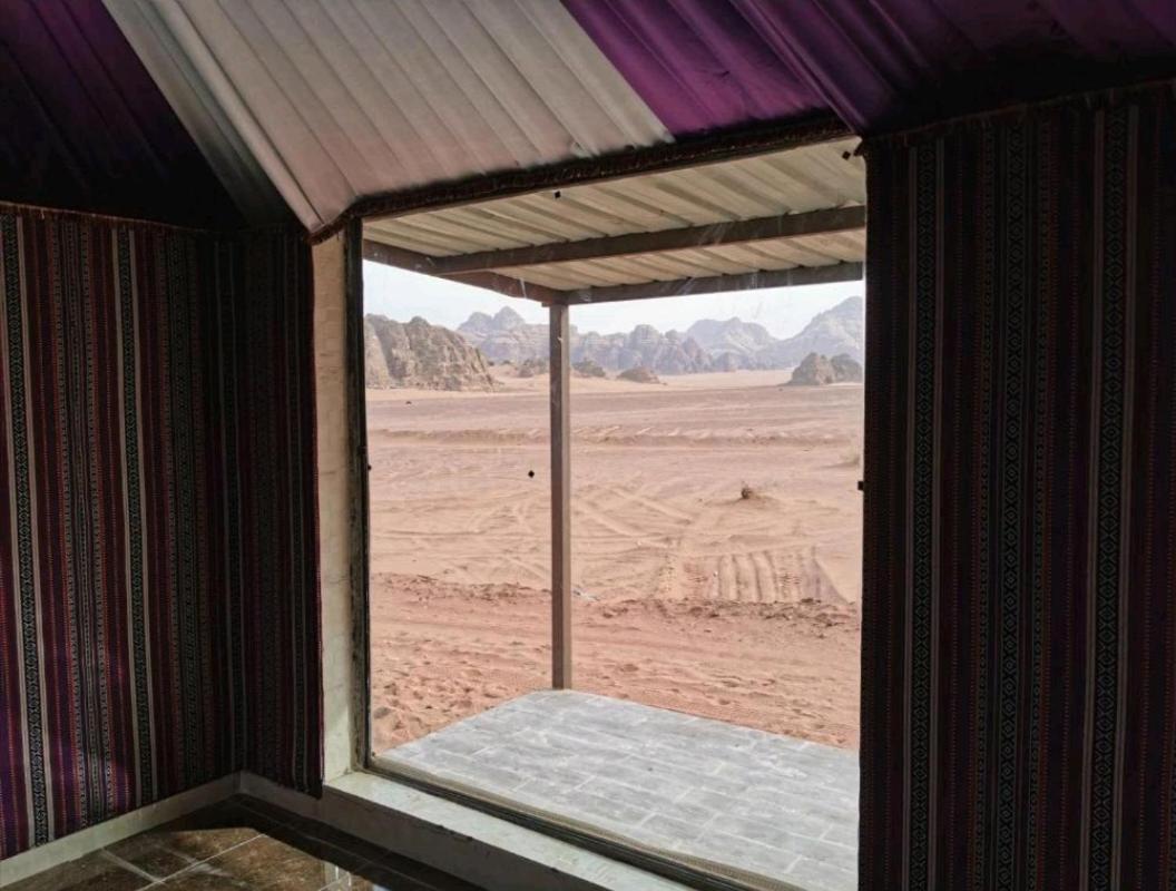 White Desert Camp Wadi Rum Camera foto